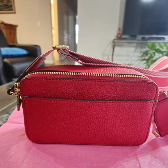 🥳SOLD🥳Michael Kors Women's Red Jet Set Small Pebbled Leather Double Zip Camera - Picture 10 of 13